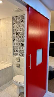 Lindo Studio com Jacuzzi e sacada a 50m Av Paulista - Housity