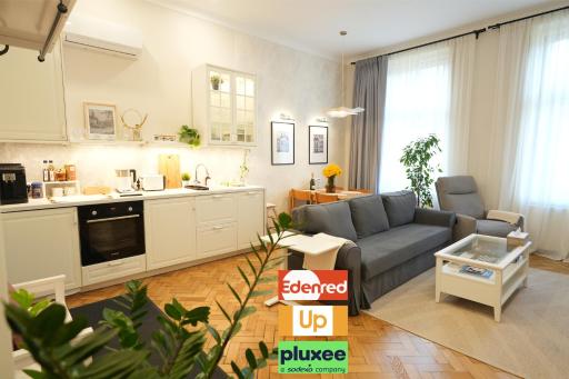 Apartments in Historic Center, Quiet Area, AC - Housity