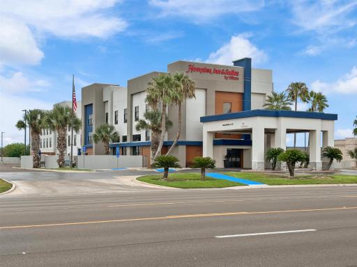 Hampton Inn & Suites Harlingen - Housity