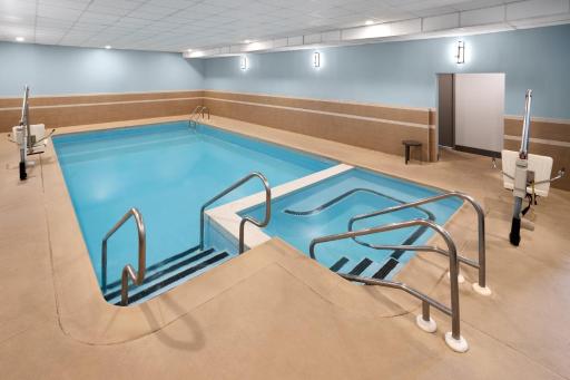 Holiday Inn Express & Suites Wyomissing, an IHG Hotel - Housity