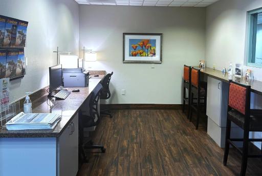Wyndham Garden Lancaster CA - Housity