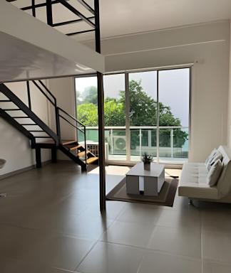 303-APARTAESTUDIO DUPLEX EN GRANADA PARA estrenar - Housity