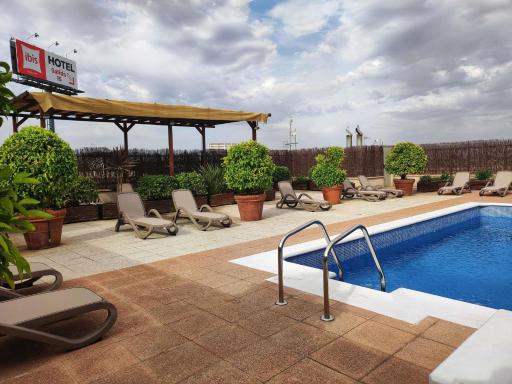 Ibis Granada - Housity