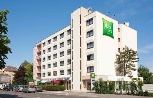 Ibis Styles Annemasse Genève - Housity