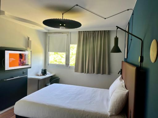 ibis Cambrai - Housity