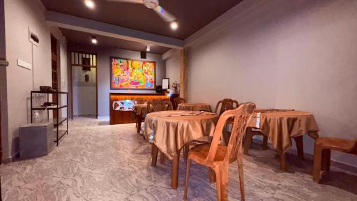 Raj Mahal Inn - Housity