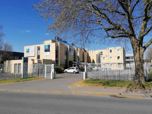 ibis budget Antony Massy rénové 2024 - Housity