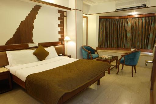 Regal Enclave - Housity