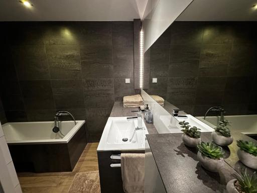 Dobra 19 - Housity