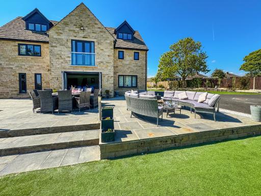 The Old School House - Housity