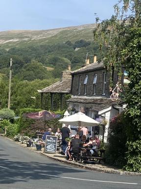 The Bridge Inn - Housity