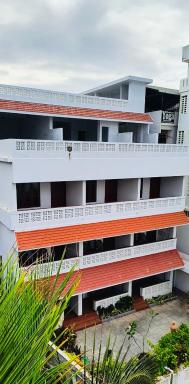 Buddha Beach Hotel - Hizvo