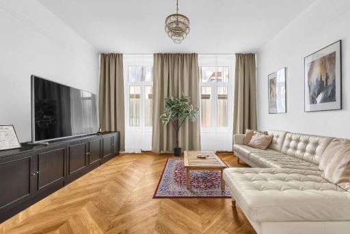 Trendy apartment in central - Housity
