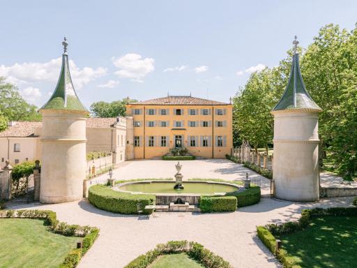 Château de Fonscolombe - Housity