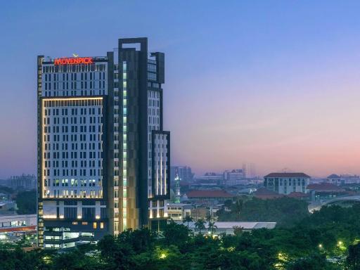 Movenpick Surabaya City - Housity