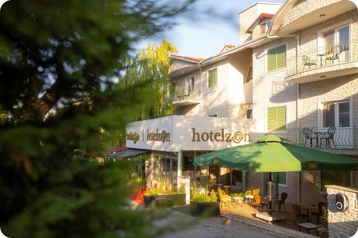 Hotel Zon - Housity