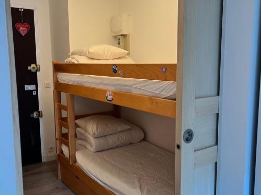 Charmant studio, proche centre et ski-bus, avec jardin et WIFI – idéal pour 4 personnes - FR-1-624-56 - Housity
