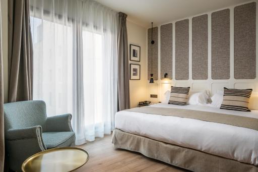 Hotel Barcelona Catedral - Housity