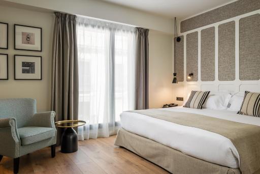 Hotel Barcelona Catedral - Housity
