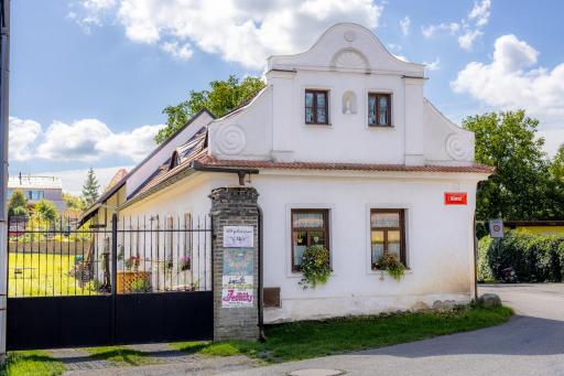 Ubytování Hrusice - Housity