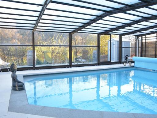 Luxury holiday home in Redu with pool and wellness centre - Housity