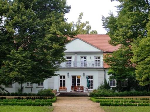 Internat Schloss Spiegelberg - Housity