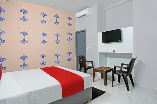 OYO Flagship 81316 Hotel Unique - Housity