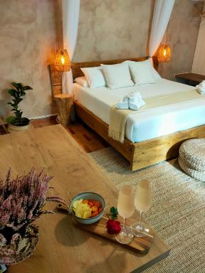 Tenuta Le Pietre Bed & Breakfast - Housity