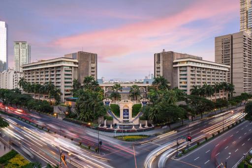 The Peninsula Manila - Housity