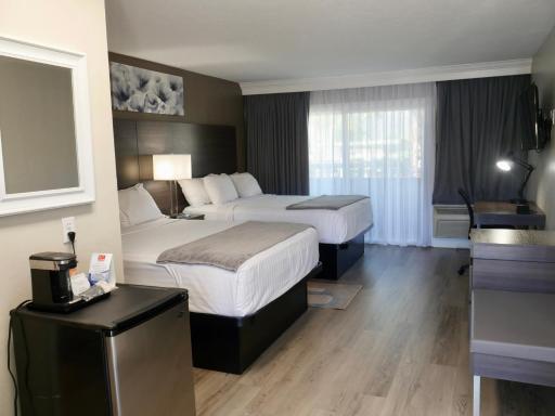 Econo Lodge Lake Elsinore Casino - Housity
