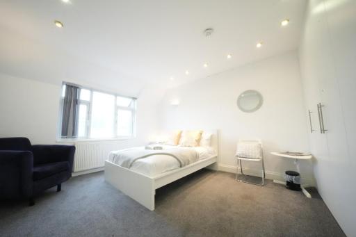 Airport Comfy Stay - Housity