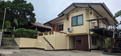 P.L.P Guesthouse - Mae Hong Son - Housity
