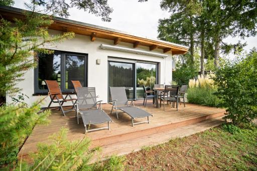 Große Sommerliebe - Ferienhaus nah am Volksbad und Radwanderweg - Housity