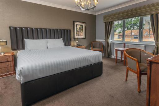 The Ashbourne Hotel - Housity