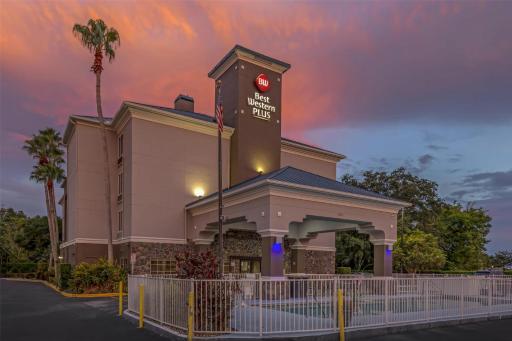 Best Western Plus Sanford Airport/Lake Mary Hotel - Housity