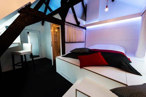 Mons Dragon House - Housity