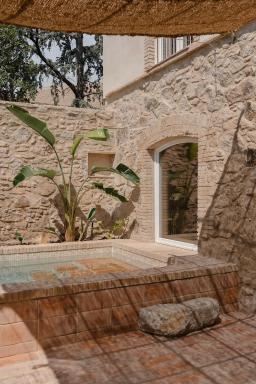 Casa boutique a Vilamacolum - Housity