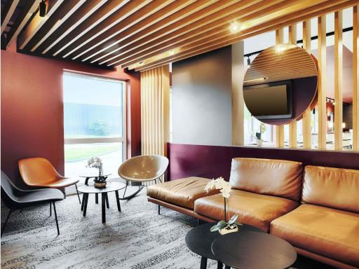 B&B HOTEL Wiesbaden-Hbf - Housity