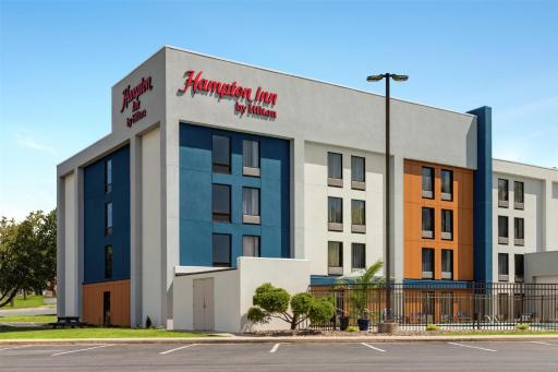Hampton Inn Hagerstown - Housity