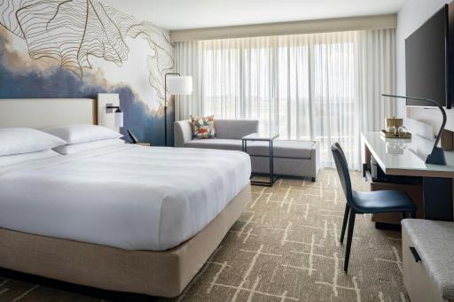 Tampa Airport Marriott - Housity