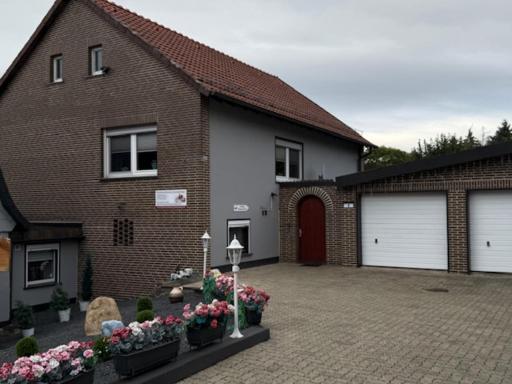 Ferienhaus nähe Bad-Gandersheim mit 5 Schlafzimmer - Housity