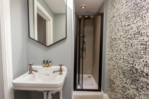 38 St Giles - Housity