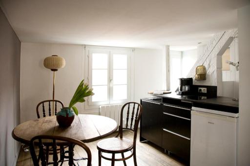 Appartements Au-Dessus Du... - Housity