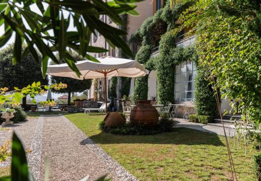 Villa Brentano - Mezzegra, Tremezzina by LoveComo - Housity