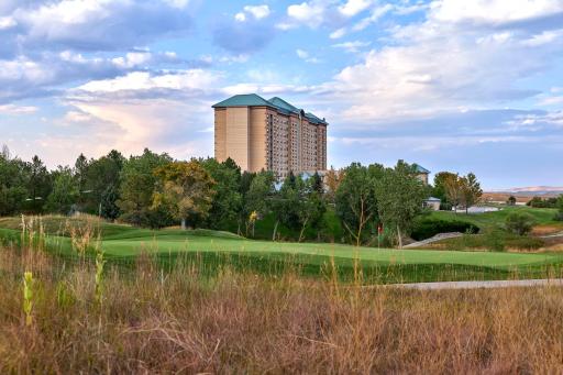 Omni Interlocken Hotel - Housity