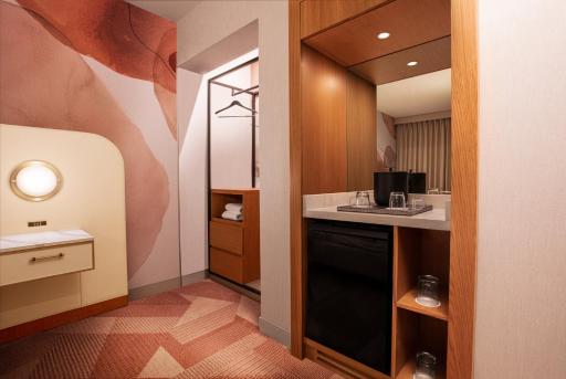 MGM Grand - Housity