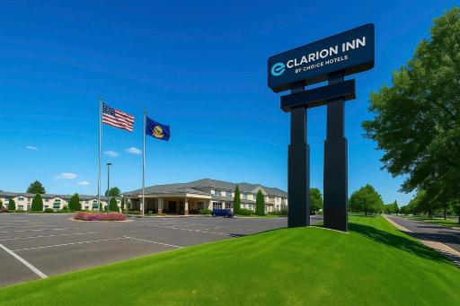 Clarion Inn Idaho Falls Riverfront - Housity