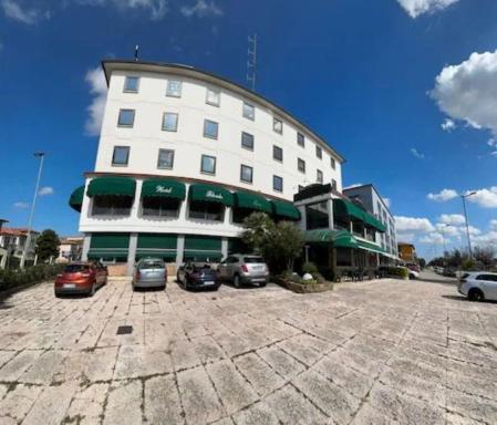 Hotel Florida - Housity