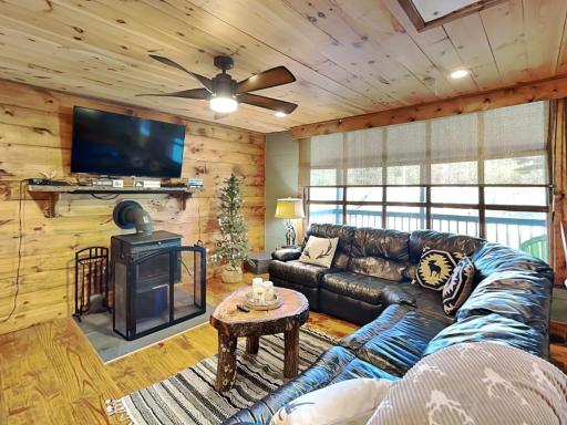 Kare Bear Cabin - Housity