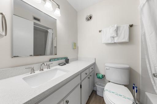 Palm Bay Club - Housity